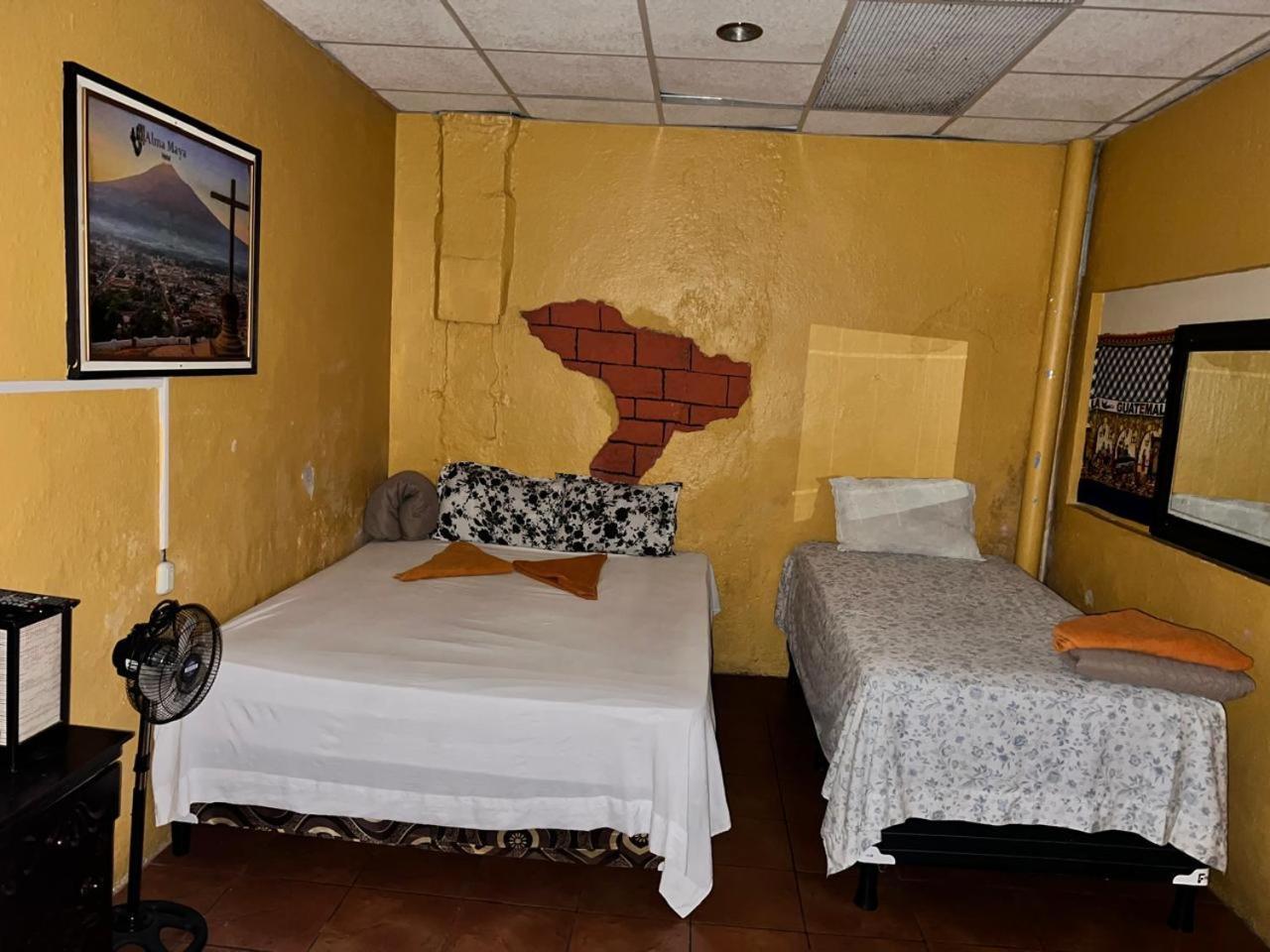 Hotel Alma Maya Antigua ภายนอก รูปภาพ
