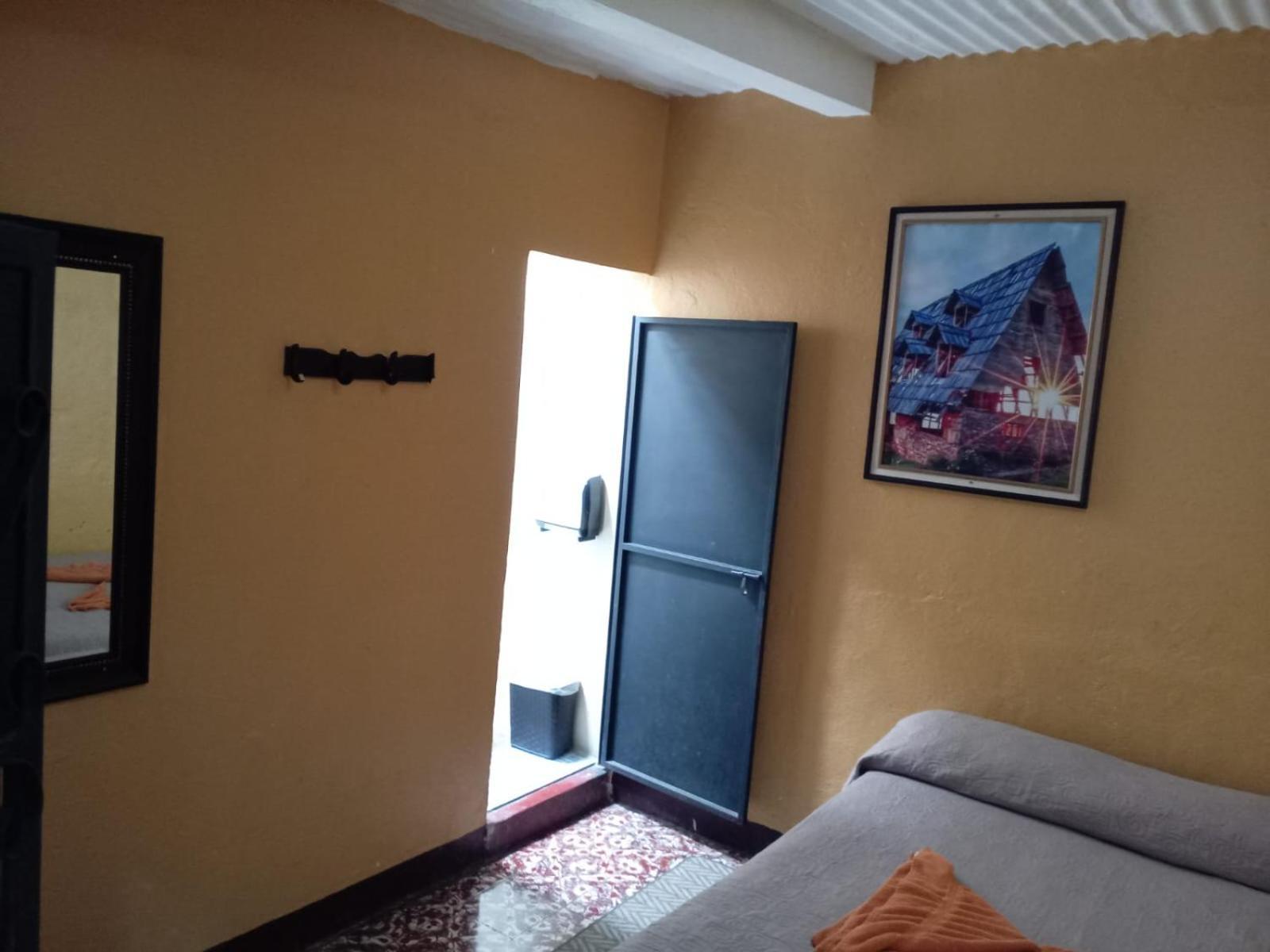 Hotel Alma Maya Antigua ภายนอก รูปภาพ