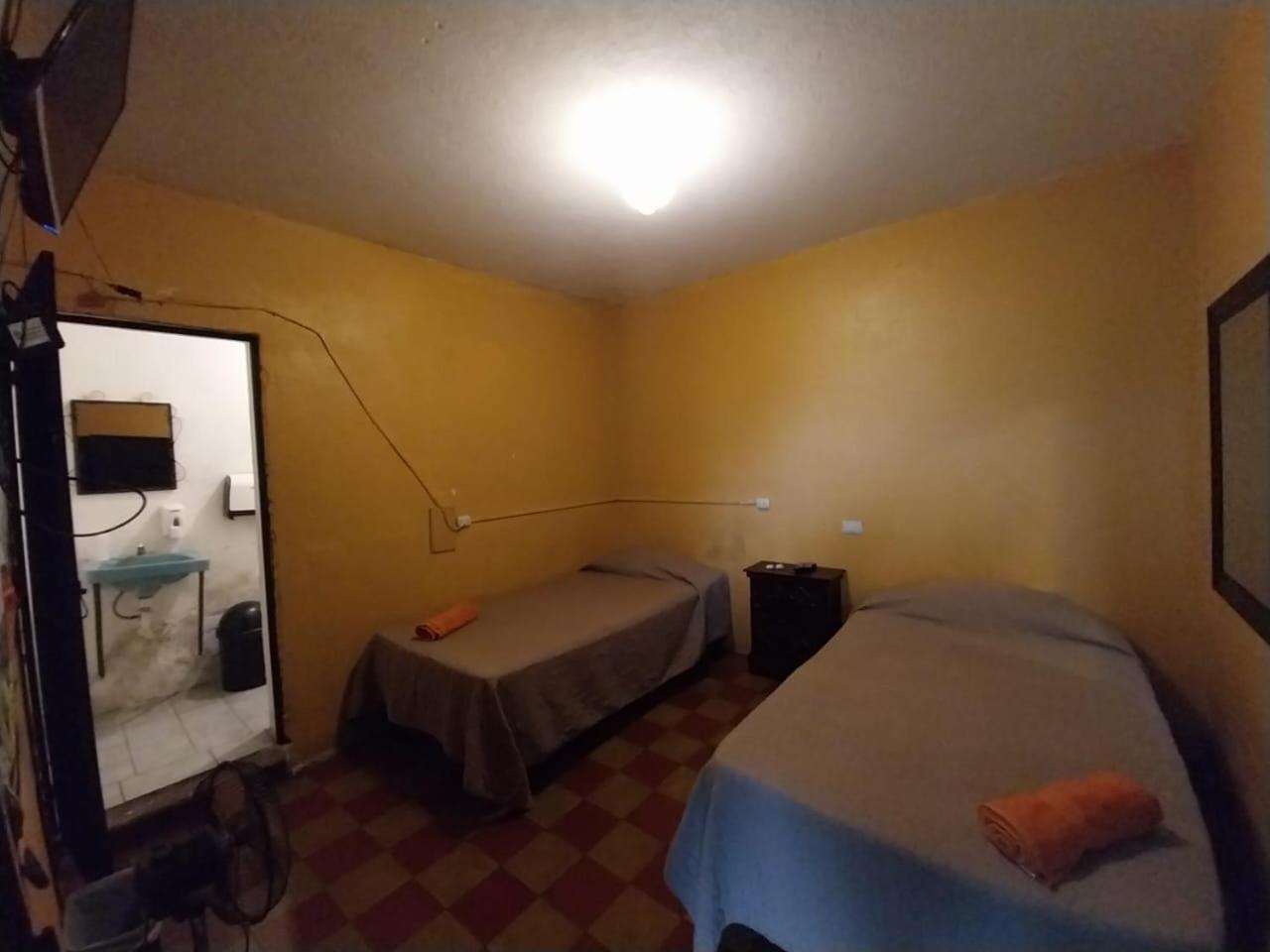 Hotel Alma Maya Antigua ภายนอก รูปภาพ