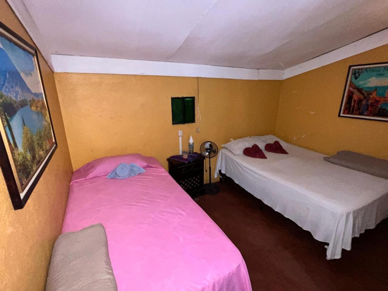 Hotel Alma Maya Antigua ภายนอก รูปภาพ