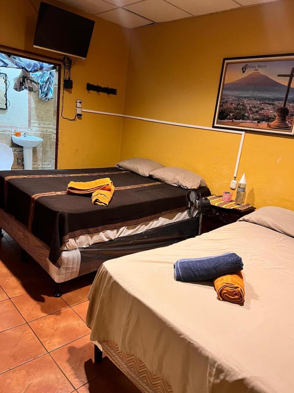 Hotel Alma Maya Antigua ภายนอก รูปภาพ
