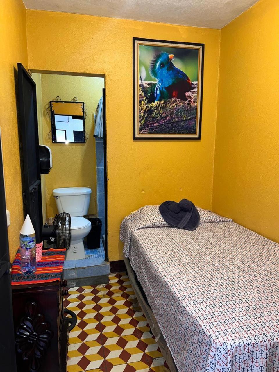 Hotel Alma Maya Antigua ภายนอก รูปภาพ