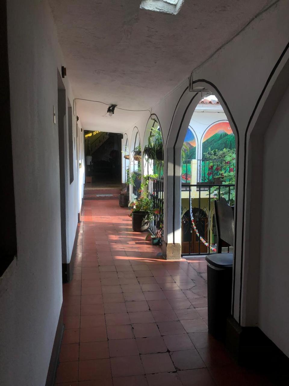 Hotel Alma Maya Antigua ภายนอก รูปภาพ